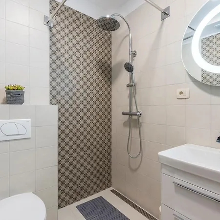 Appartement Old Town City Lux *
